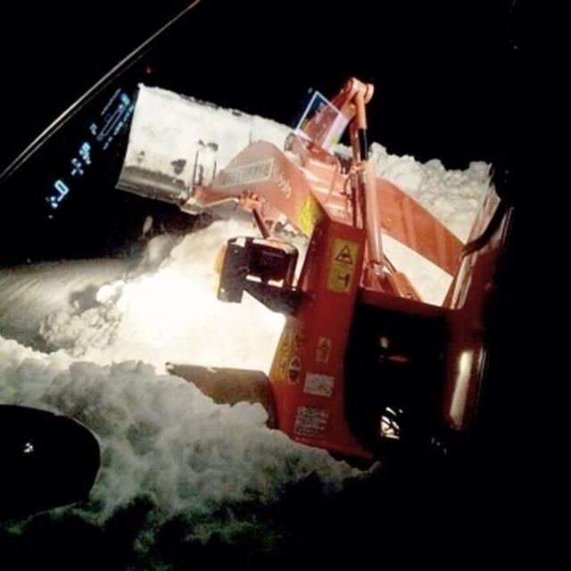 記録敵な雪！山梨県が非常事態です！