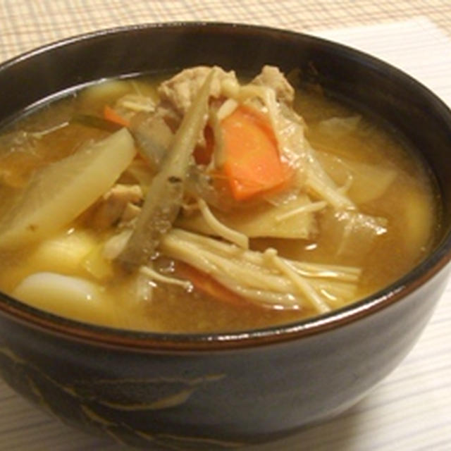 えのき氷入り豚汁とほくほくサツマイモのおこわ★