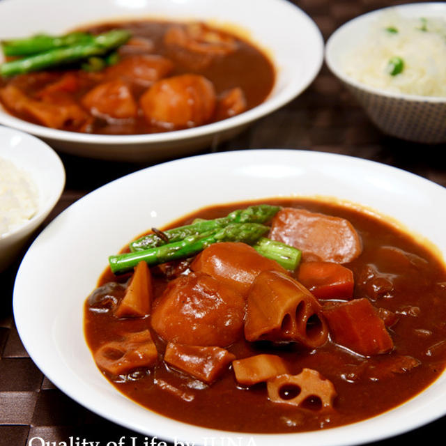 和素材で作るビーフシチューと豆ごはん