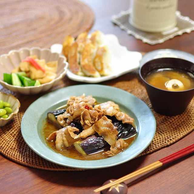 写真が苦手ですという話と、ナスの季節が終わる前に必ずこれを作ってねというレシピで週末の晩ごはん