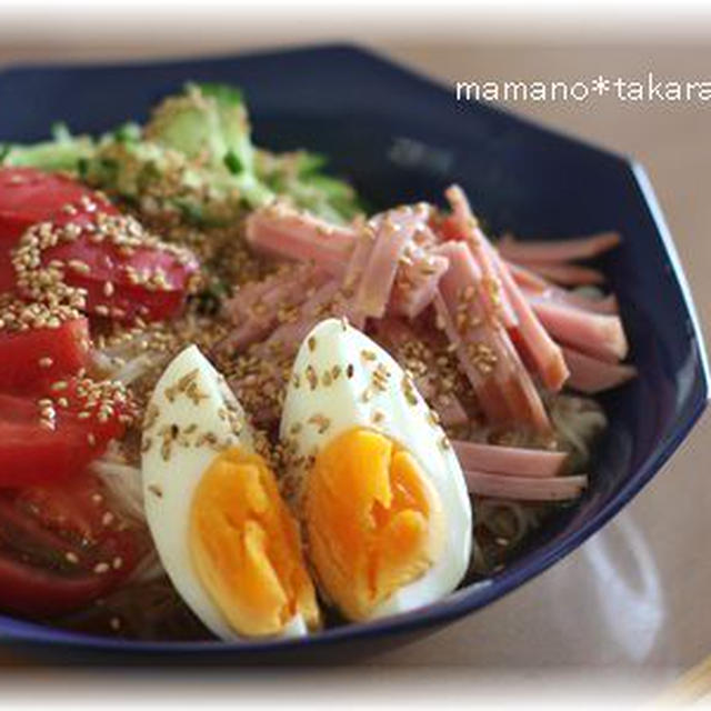 素麺も普通じゃ飽きちゃうので・・・・。