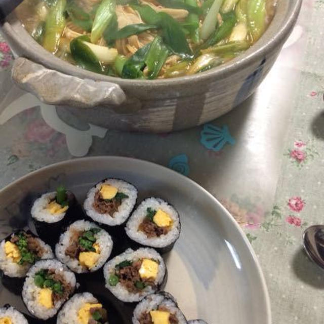 昼ごはんはありあわせでキンパ