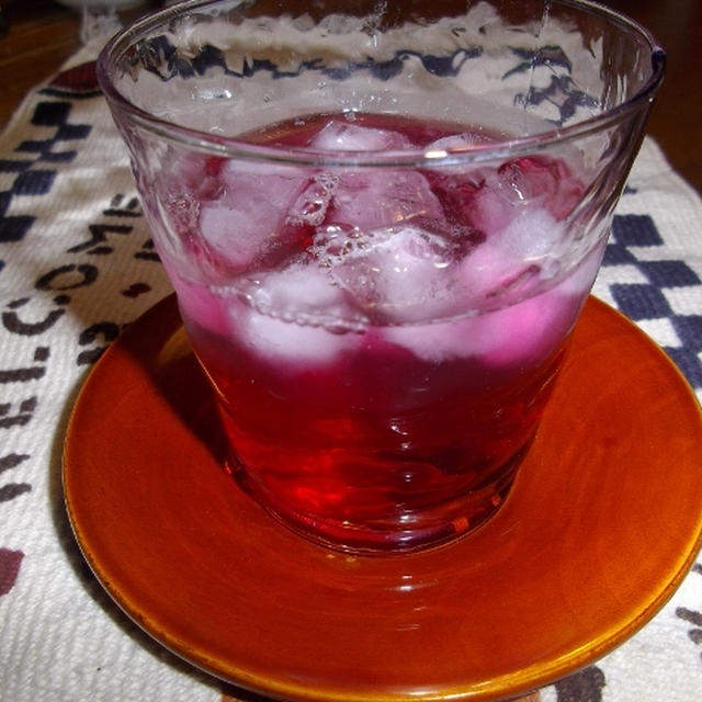 今年も紫蘇ジュース、作りました。