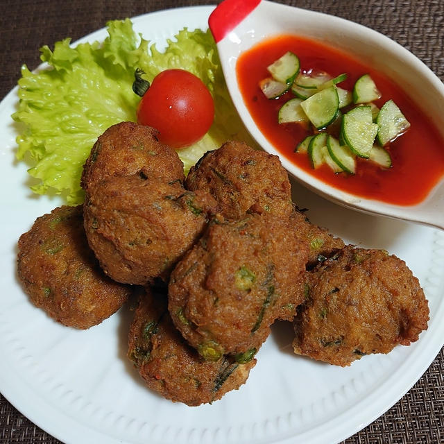 トートマン・ムー　豚ひき肉のスパイシー揚げ