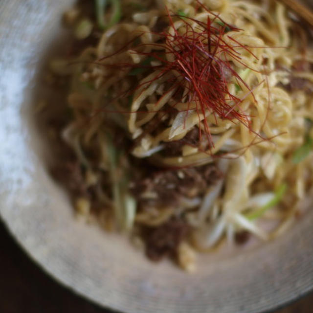 上海風牛葱焼きそば。