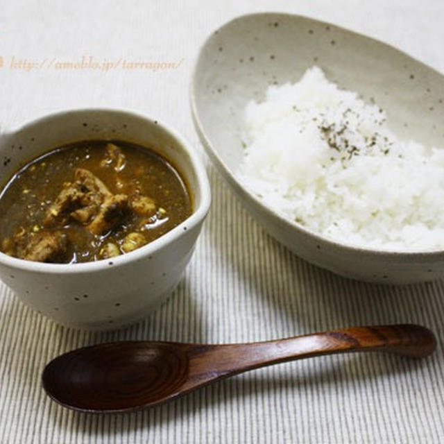 ほうれん草とチキンのまろやかトマトカレー