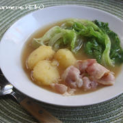 【レシピ】じゃがいもとざっくりレタスのスープ、小松菜とトマトとえのきだけのスープ
