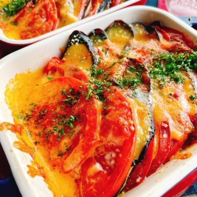 なすとトマトのチーズ焼き(動画レシピ)/Eggplant and tomato grilled with cheese.