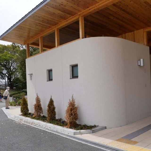 ほぼ一億円トイレと瑞ヶ池#最近撮った写真は