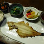 今晩は、山かれい定食にしました＾０＾