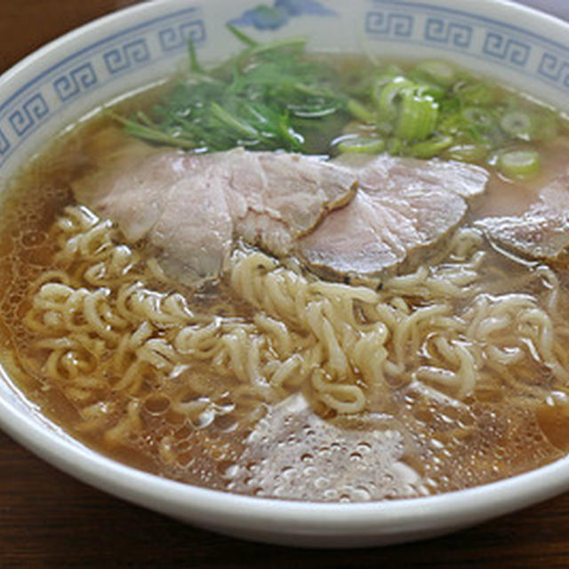 鴨鍋のスープを利用して「醤油ラーメン」
