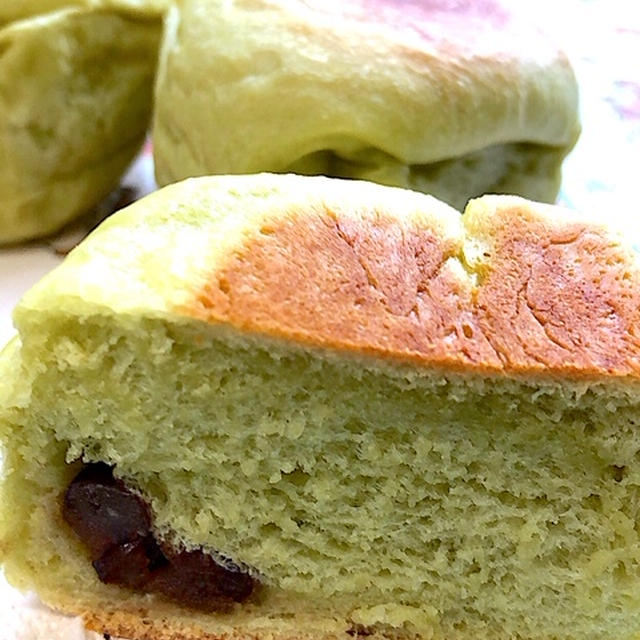 春といえば新緑も楽しめる！緑茶ともあうフライパンで作れる「抹茶ミルクパン」