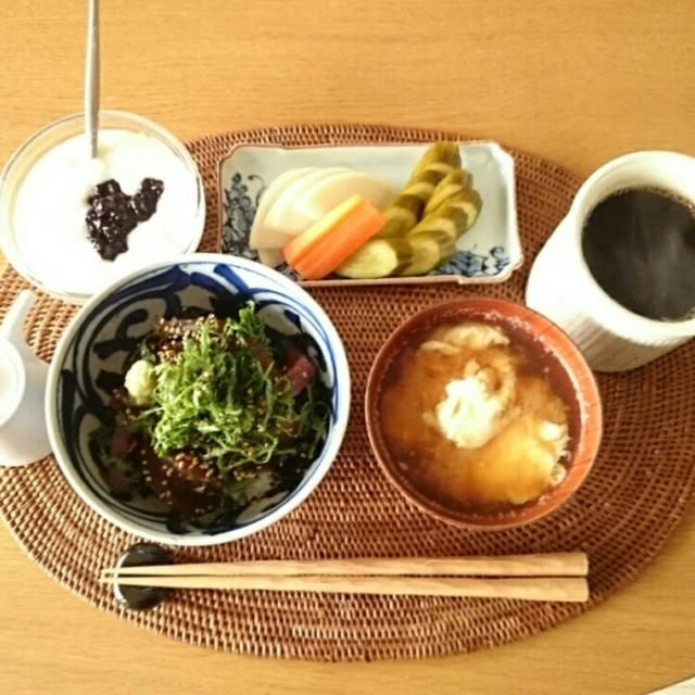 まぐろ漬け丼。