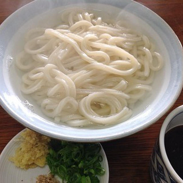 いや〜よう食べてよう飲みましたぁ〜