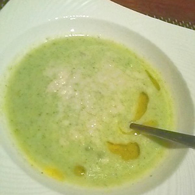 夏疲れ肌に効く、ヘルシー豆乳のブロッコリーポタージュ