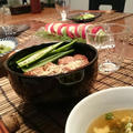 豚丼とトマトのカプレーゼの夕食