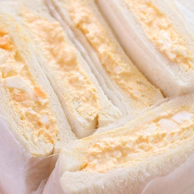 卵サンドが食べたい気分♪フリーザーバッグにゆで卵を入れてもみもみするだけで簡単！