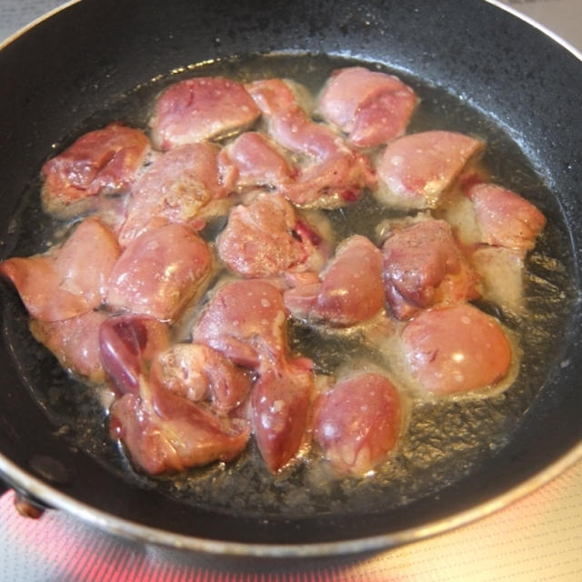 初めて～鶏レバーのコンフィ