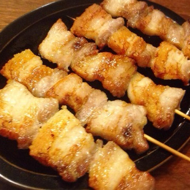 『 豚バラ串 』福岡では焼き鳥の定番です(^^)