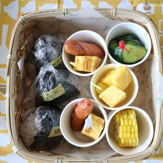 おにぎり弁当