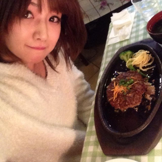 ハンバーグ(^u^)