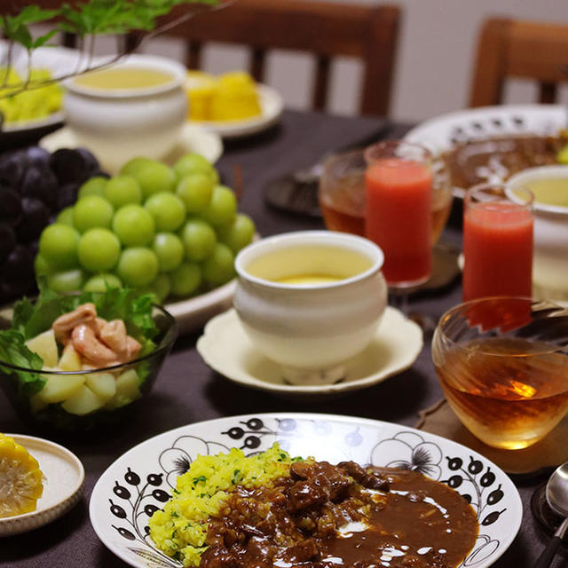 【献立】絶品カレーと、コーンスープと、えびといかのカクテルサラダなど。～結構気張ったんですよね、ちょっと見栄とかはっちゃって～