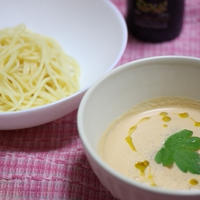マ・マーつけスパゲティ用ソース　完熟トマト コンソメ仕立てで　トマトクリームパスタ