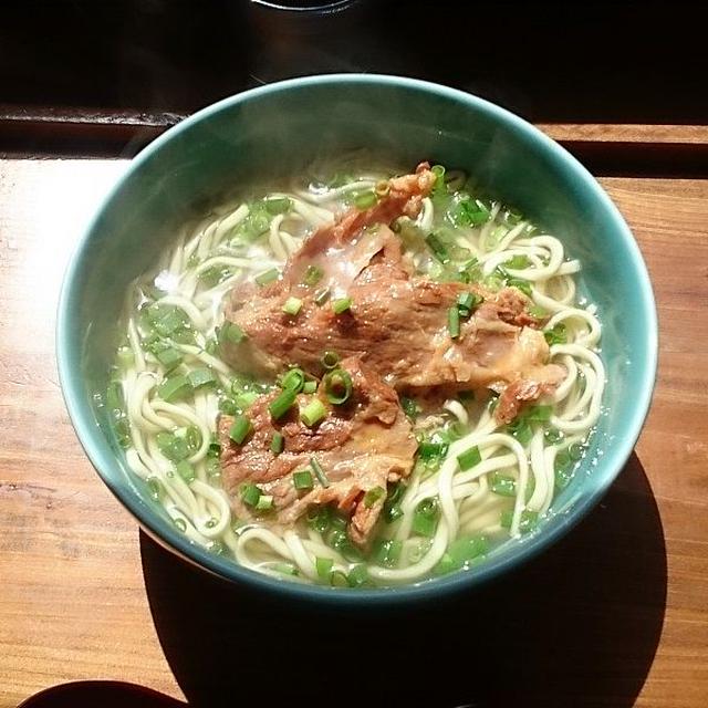 軟骨ソーキそば＆牛もやしそば★OKINAWA SOBA EIBUN（オキナワソバ エイブン）★【那覇市壺屋】