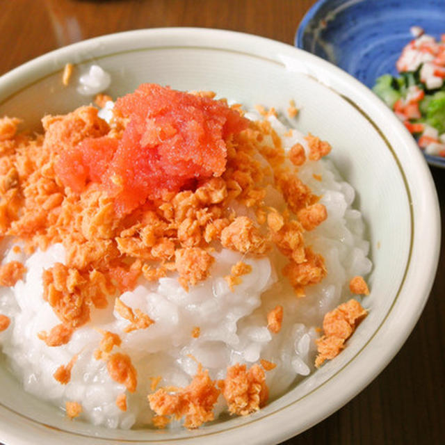 鮭とタラコのおかゆと刻みサラダ By もーりーさん レシピブログ 料理ブログのレシピ満載
