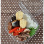 【捨てられるお弁当箱でいろいろ丼弁当】
