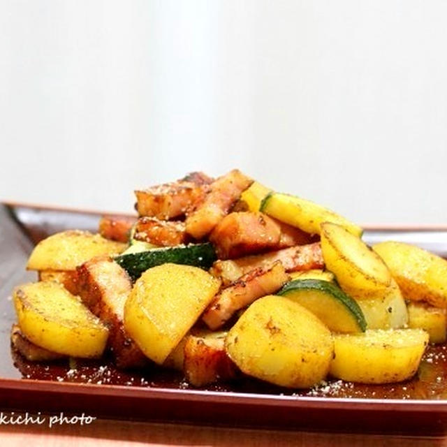 「ベーコンとポテトのカレー風味炒め」