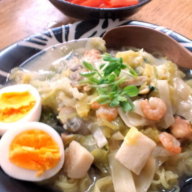 明星中華三昧で作る　ちゃんぽん風あんかけラーメン