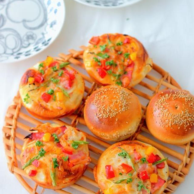 ふわふわランチパンとあんぱん。