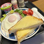 5.15【お家ごはん・朝】ホット チーズサンド❣️ﾃﾞｽ 。朝の風景