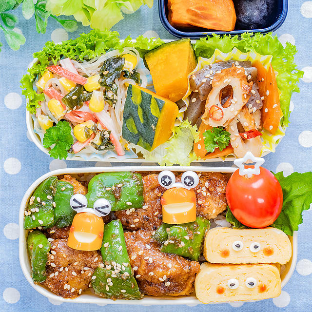 お弁当にピッタリ♡ぷりっぷり♪甘辛チキンのごま和えのっけ弁当