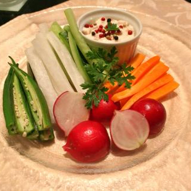 生野菜の豆腐ペースト&鶏肉のカレーマヨネーズソース