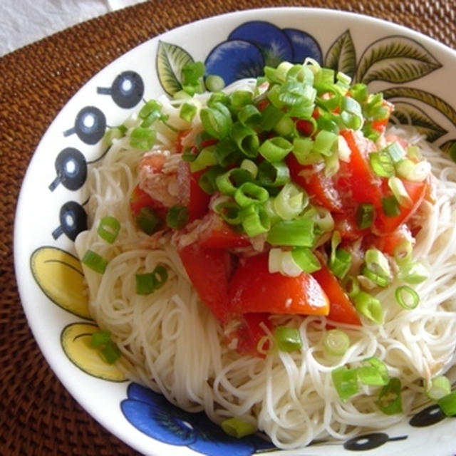 トマトとツナのぶっかけ素麺。