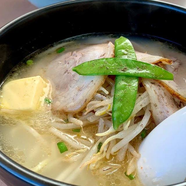 くるまやラーメンの味噌バターらーめんとと塩バターらーめんうまかった♡