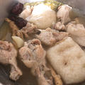 圧力鍋で鶏手羽スープを作った後のアレンジ参鶏湯 その2 米を入れる時にアレを使いました。
