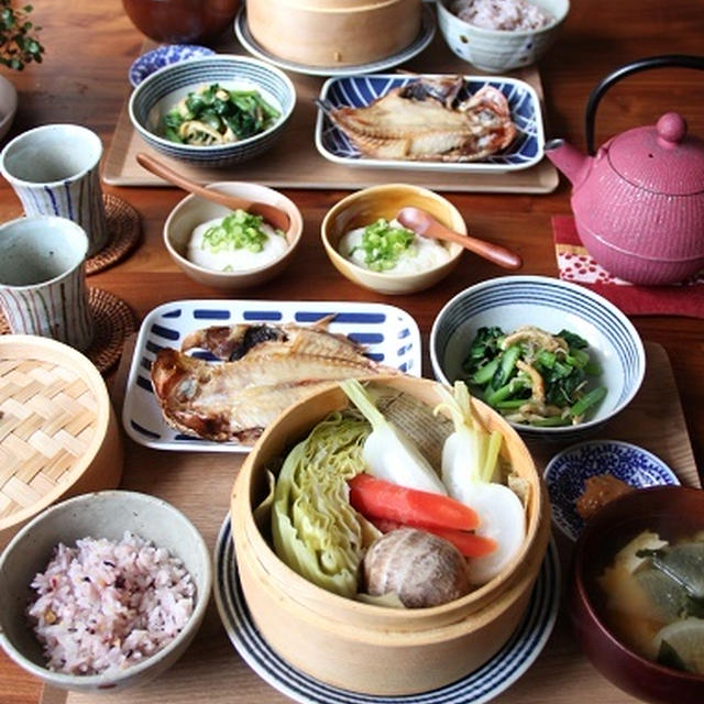 ほくほく、野菜のせいろ蒸し と 金目鯛の干物。