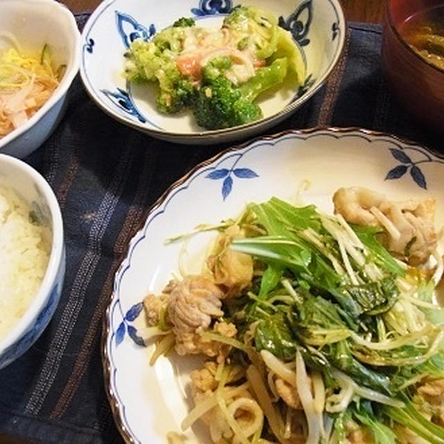 特売水菜で１品　＆　ひ孫が先生