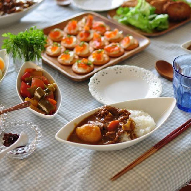子どもの日の晩ごはんと、集中して作業するすぅ