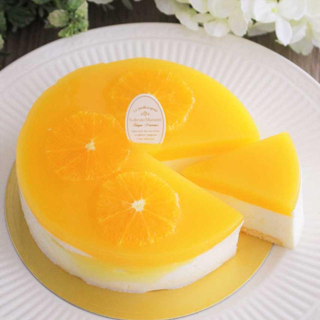 爽やかなオレンジのレアチーズケーキ