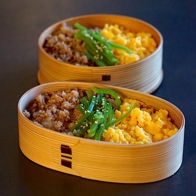 きょうの曲げわっぱべんとう、そぼろ弁当［2021.2.2］