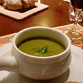 グリーンピースとレタスのスープ