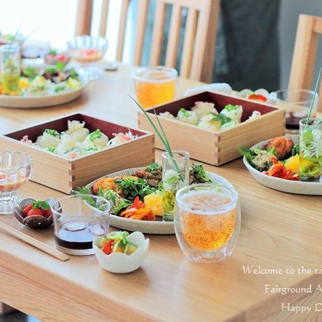 お楽しみ会！恒例の持ち寄りランチ♪