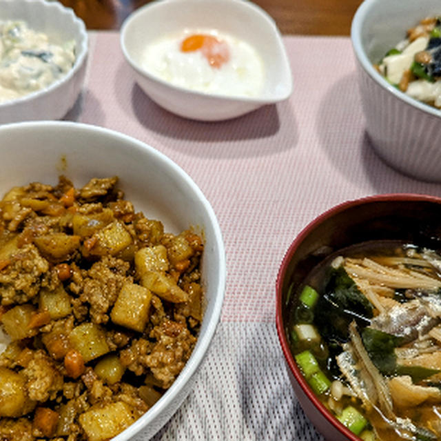 ドライカレーといか納豆爆弾