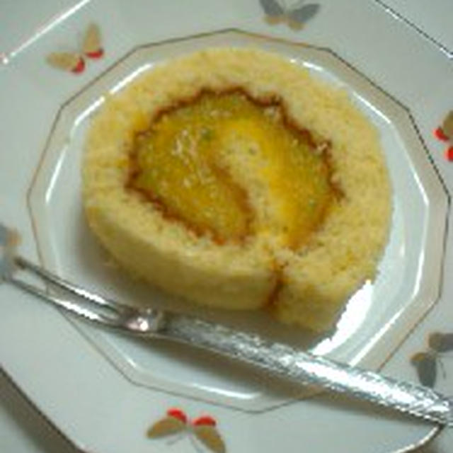 カボチャのロールケーキ