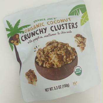 Trader Joe’s Organic Coconut Crunchy Clusters　トレジョさんのオーガニックココナッツクランチークラスター