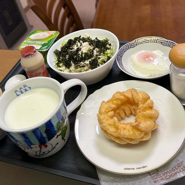 6.20【お家ごはん・朝】 ミスド&ジャバンのりサラダ❣️ﾃﾞｽ